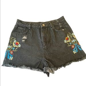 Very J Black Denim Shorts          Size Medium